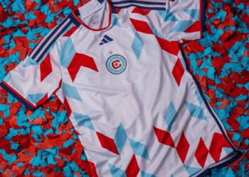Chicago Fire FC Jersey Visitante Adidas 2023-24: «Kit For All»