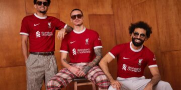 Jersey Liverpool 2023/24 Home Kit