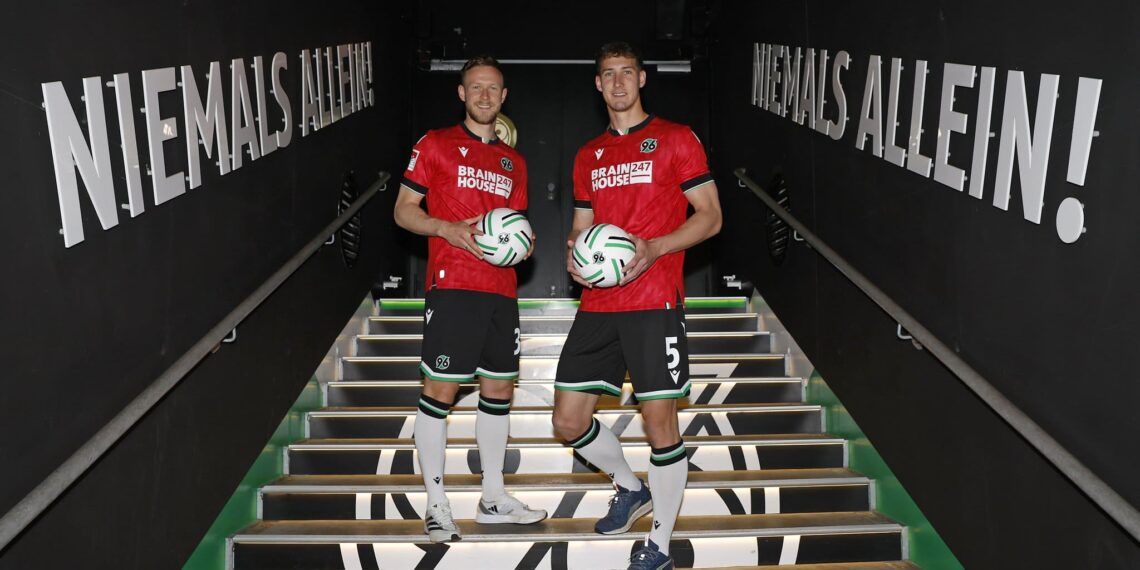 Hannover 96 Jersey Local 2023-24 Macron