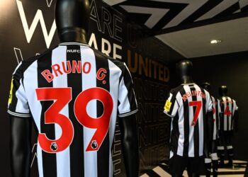 Newcastle United FC Jersey Local 2023-2024 Castore