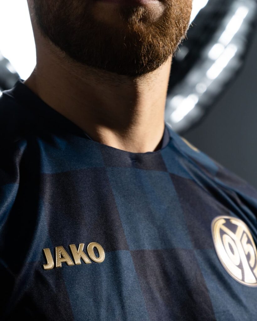 Mainz 05 Jersey Visitante 2023-24